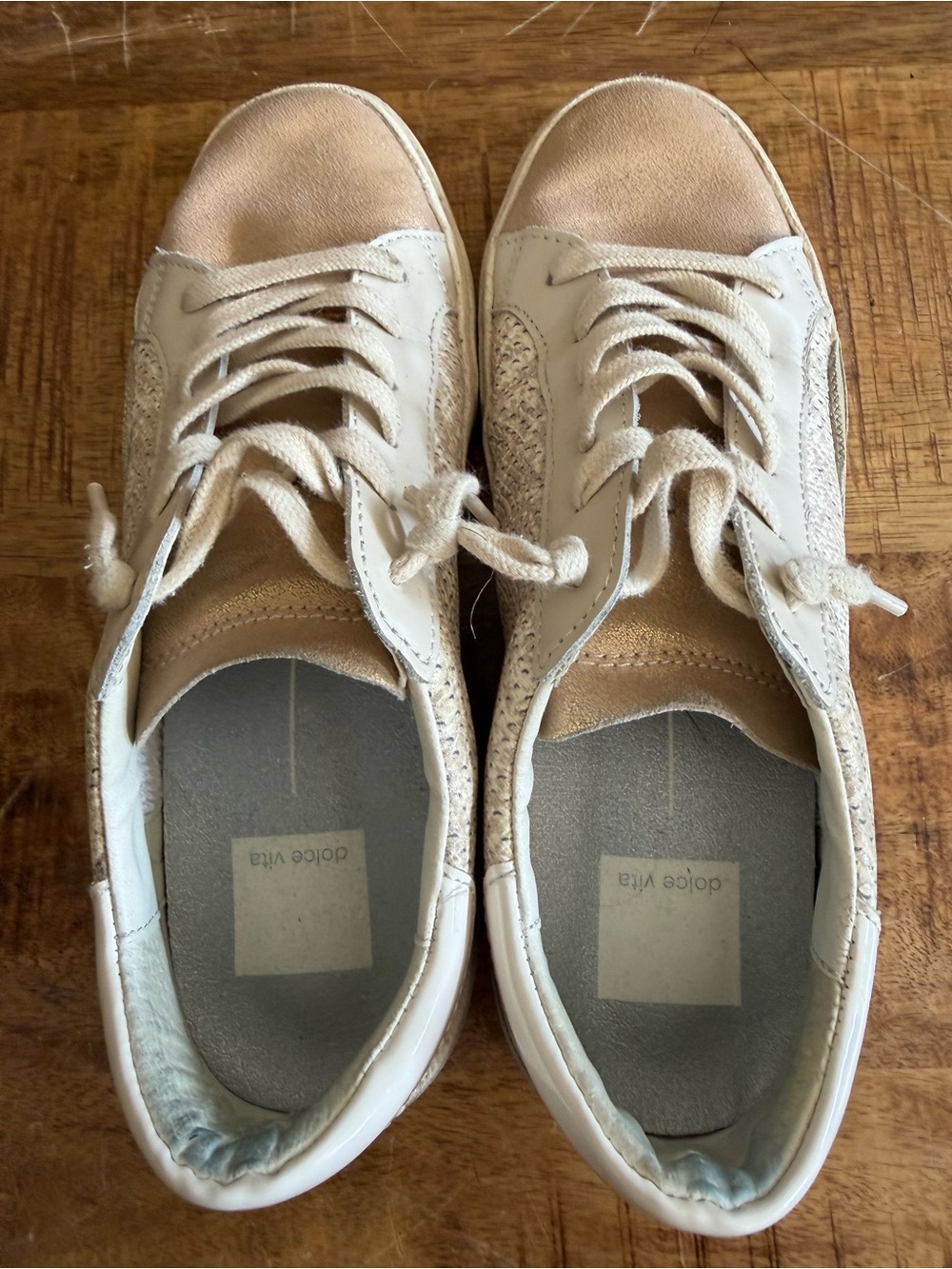 Dolce Vita Cream & Beige Low-Top Sneakers